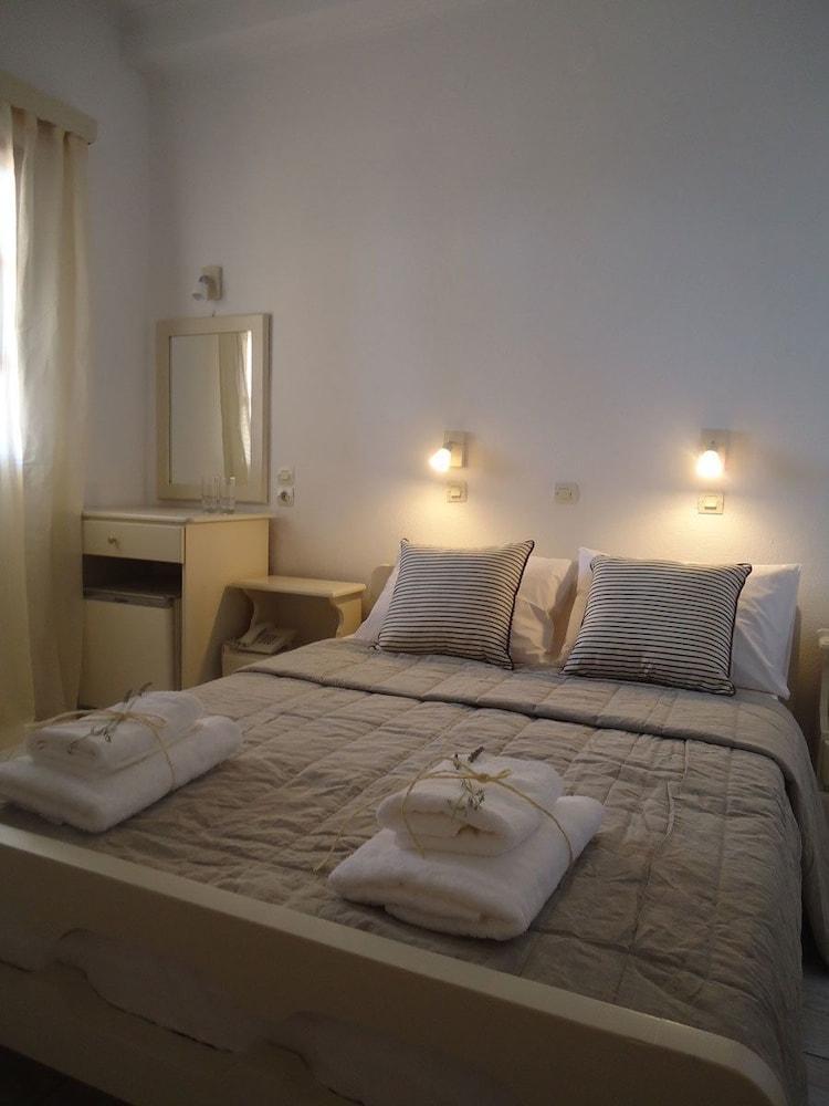 Hotel Porto Carra Fira  Zewnętrze zdjęcie